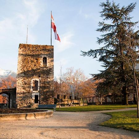 Ulvf La Citadelle De Conflans Albertville Exterior foto